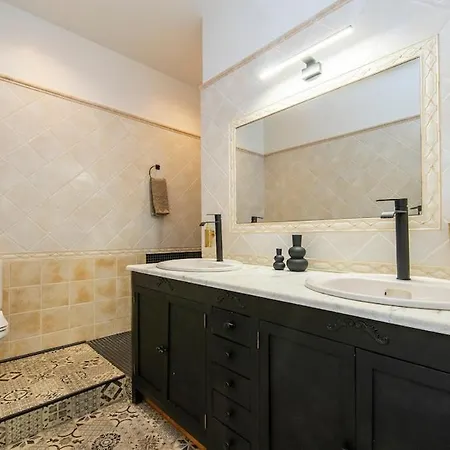 Casa Arte Nova L Historic Townhouse